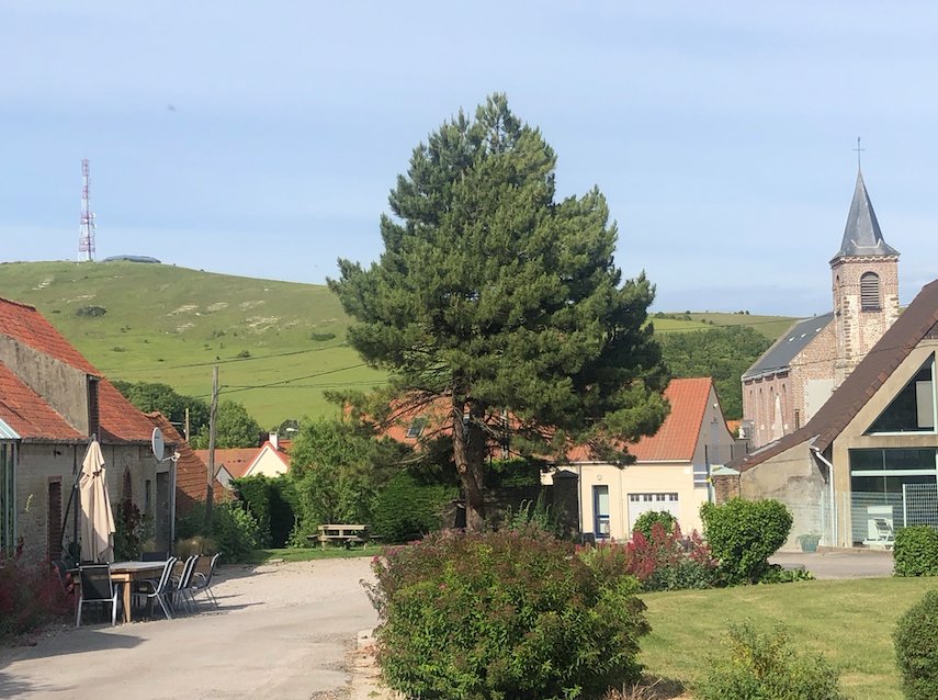 Vue extérieure - Village et église